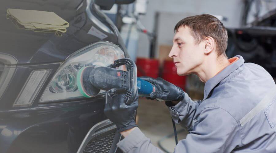 Why choose water damage restoration service for emergency water extraction services in Waltham